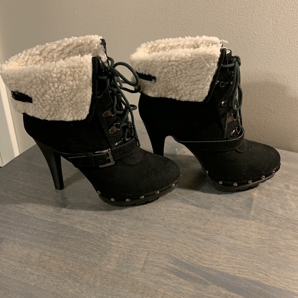 Baby Phat Bonnie Suede Platform Ankle Boots with Faux Fur NWOT - Picture 2 of 12